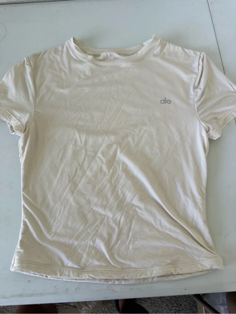 ALO Yoga Short Sleeve Crew Tee small